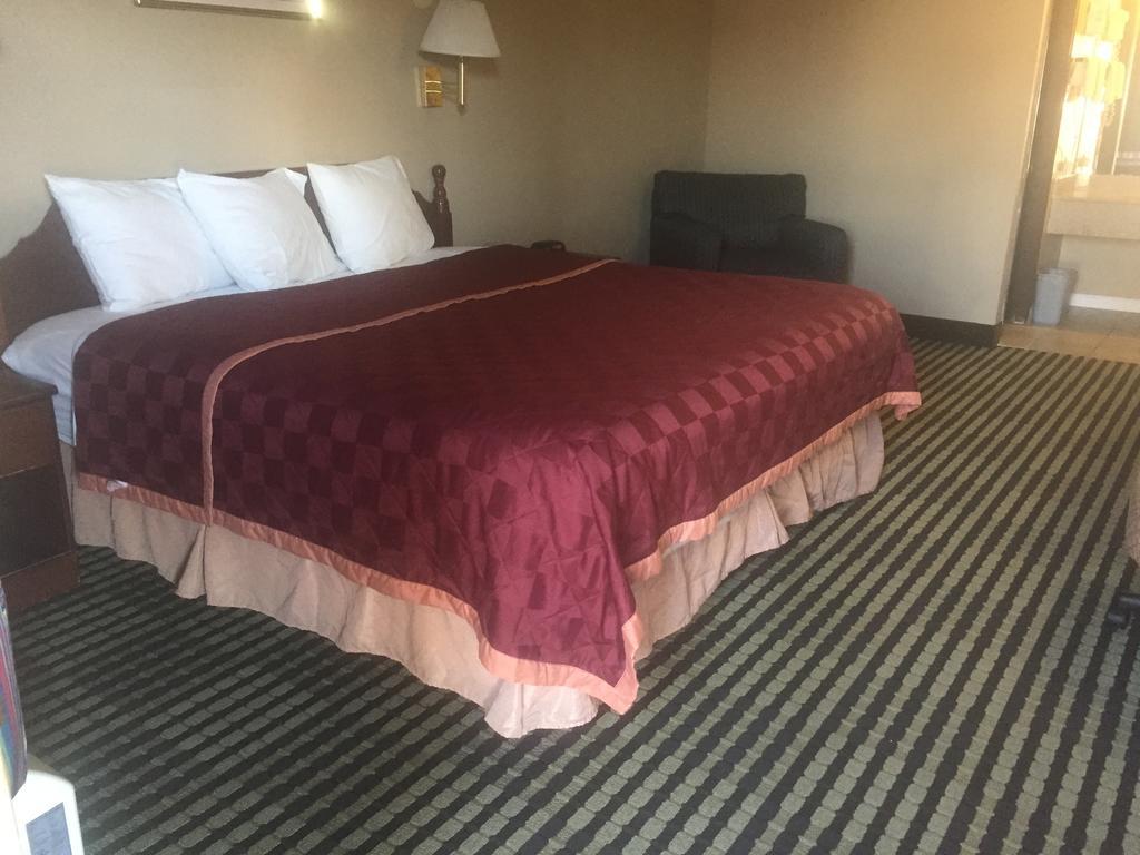 America'S Best Inn & Suites ユリーカ エクステリア 写真