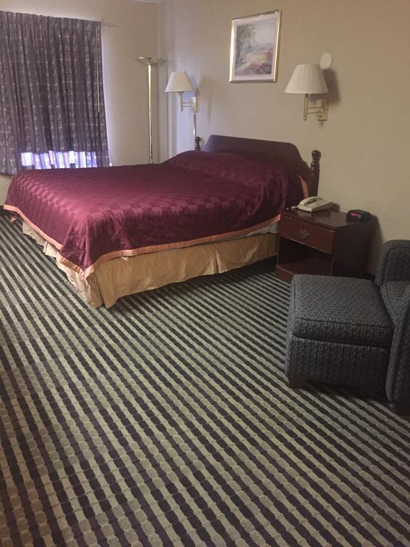 America'S Best Inn & Suites ユリーカ エクステリア 写真
